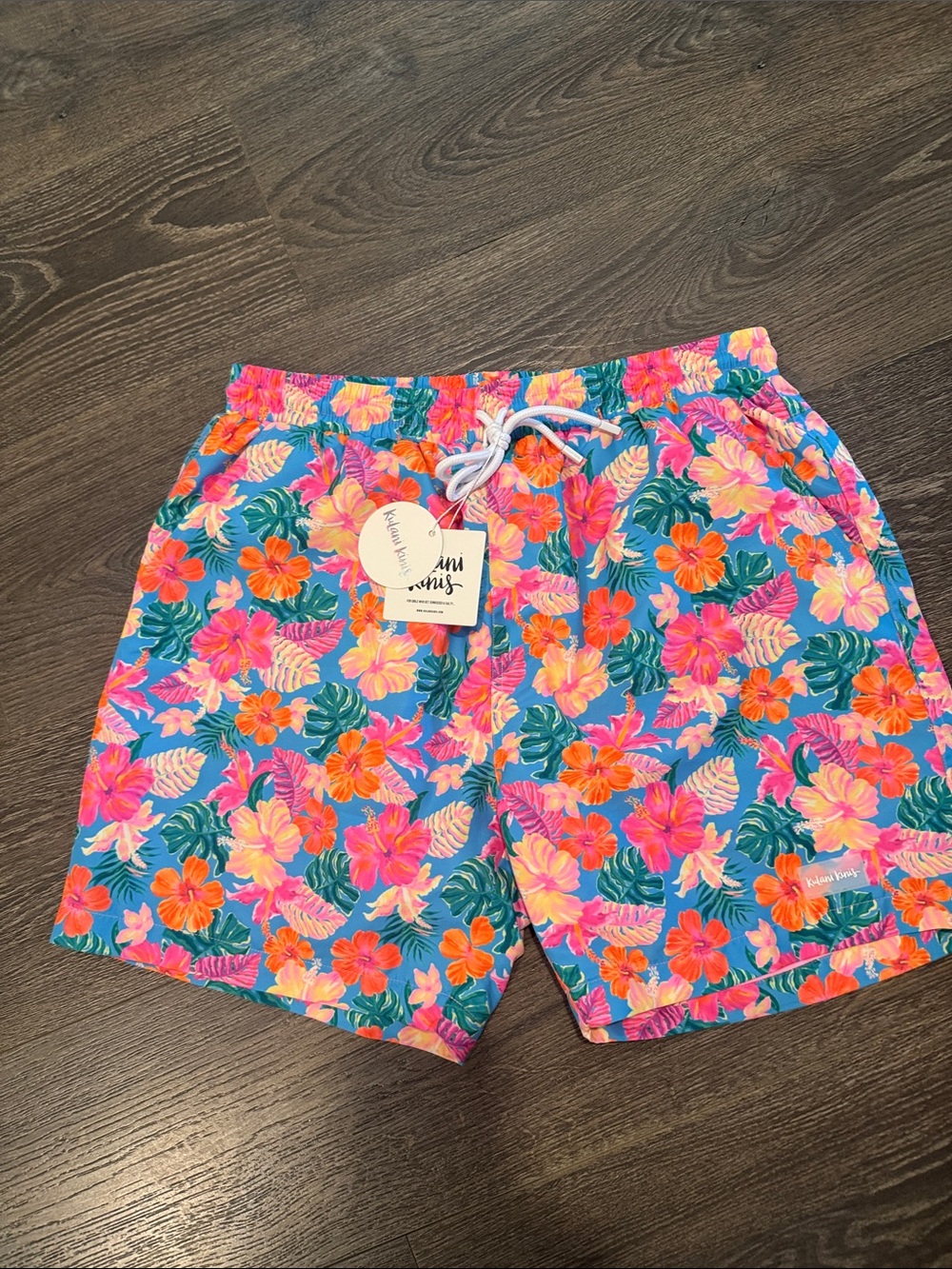Kulani Kinis Neon Floral Swim Trunks in Paradise Pop - Picture 4 of 6